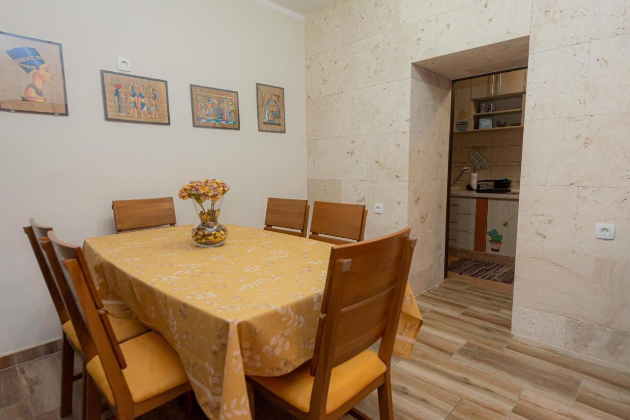 Sea Front 171 Apartment Kotor Luaran gambar